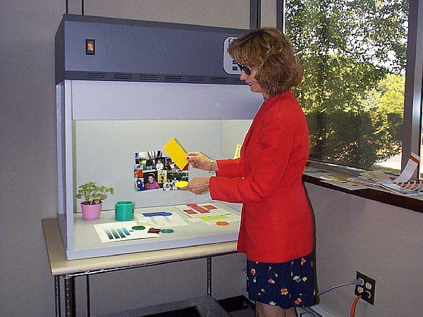 xrite light booth color visual evaluation